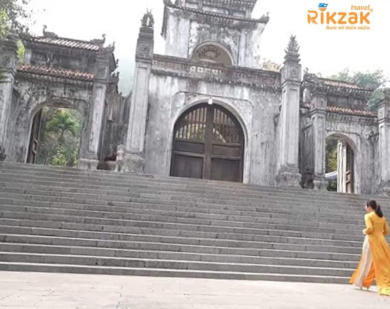 den ba trieu